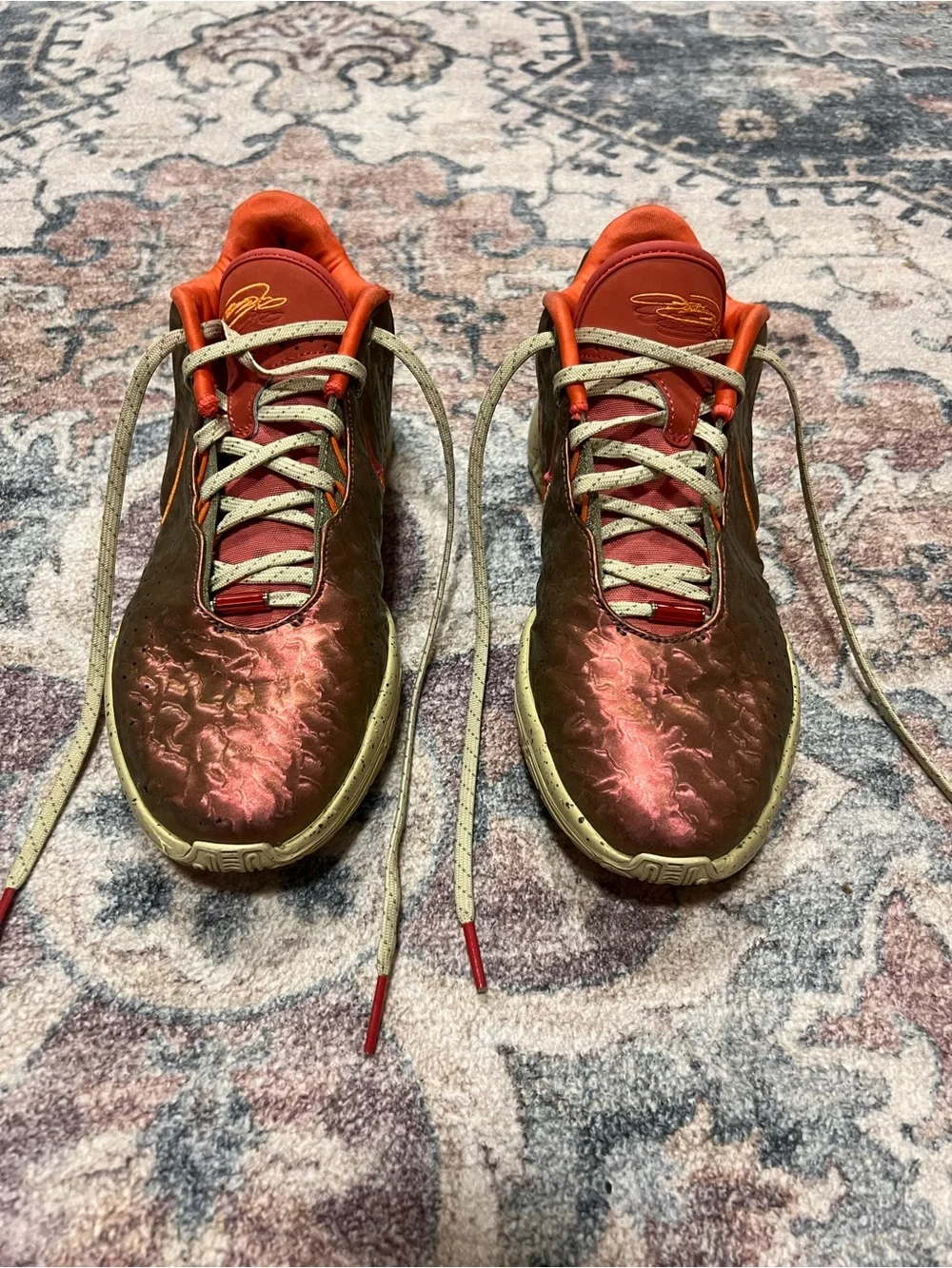 Nike LeBron 21 Dragon Pearl Sneakers